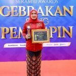 Aktif di Masa Bencana, Kak Na Terima Awards Srikandi Pemulihan Aceh