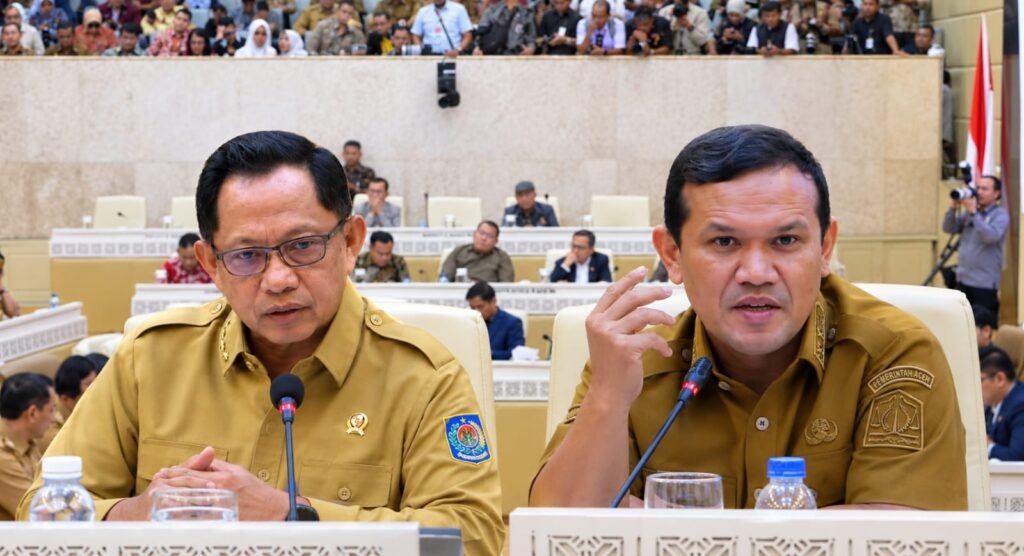 Dek Fadh Buka Enam Persoalan Pertanahan Aceh di Hadapan Komisi II DPR RI