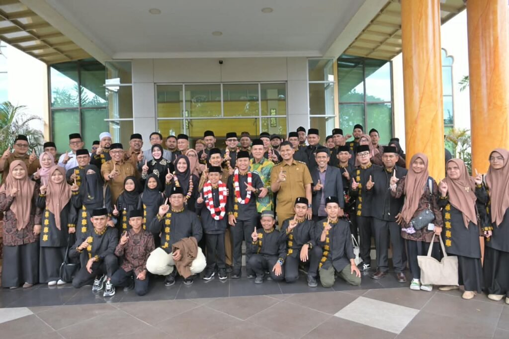 Raih Peringkat 4 Nasional, Kafilah MTQ Aceh Disambut Pejabat Pemerintah Aceh