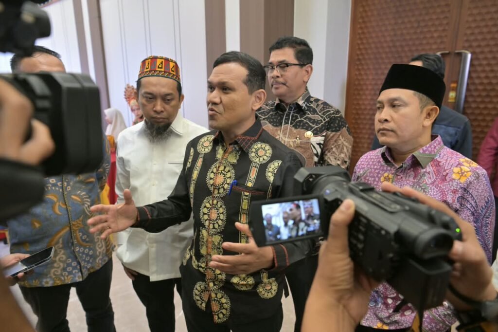 Hadiri Kick-Off RBP REDD+ GCF, Dek Fadh Tekankan Sinergi dan Manfaat bagi Masyarakat