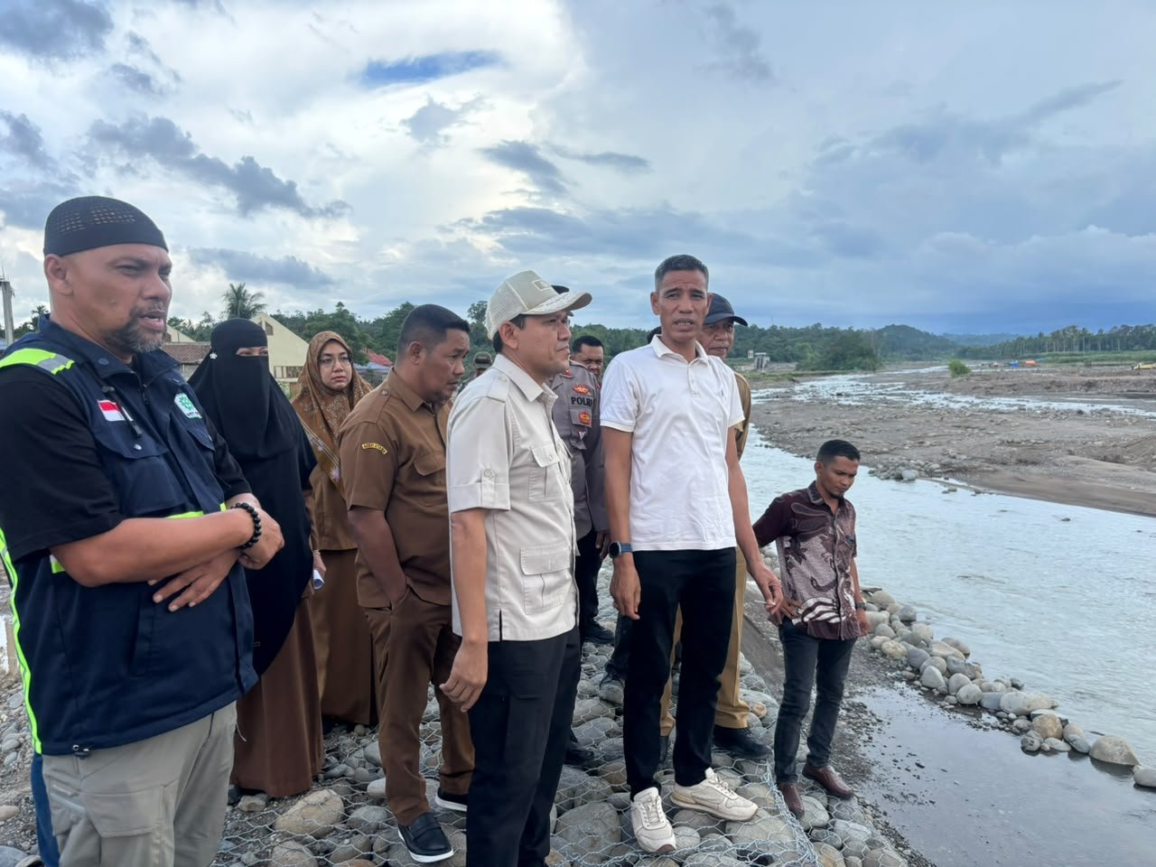 Wagub Aceh Dek Fadh Periksa Kondisi Infrastruktur di Bireuen dan Aceh Utara