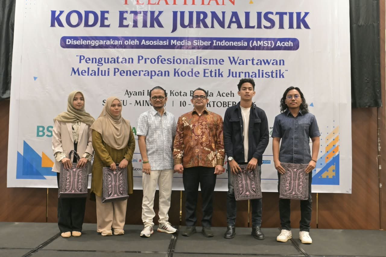 Perkuat Profesionalisme Pers, Plt. Sekda Aceh Buka Pelatihan Kode Etik Jurnalistik